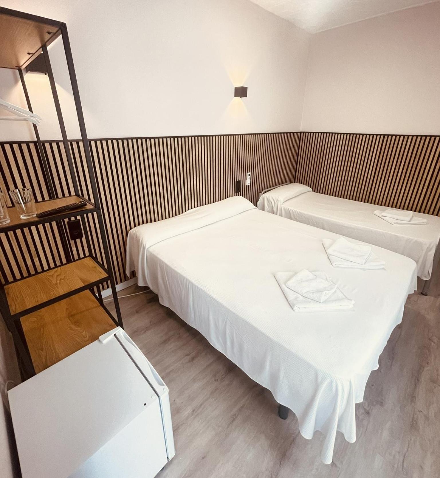 Hotel Colibri Calella Habitación foto